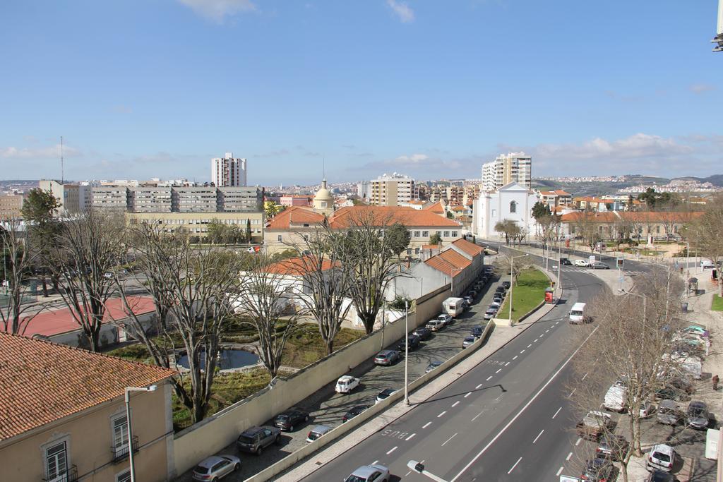 Beautiful View Close To Estadio Da Luz Lissabon Buitenkant foto